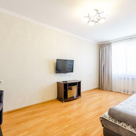 Artal Apartment On Obolonskaya Square 3 Kiev Eksteriør bilde