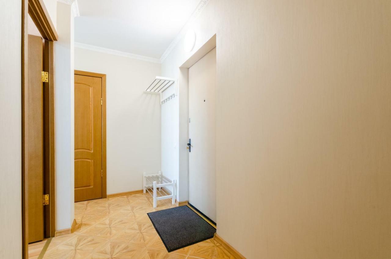 Artal Apartment On Obolonskaya Square 3 Kiev Eksteriør bilde